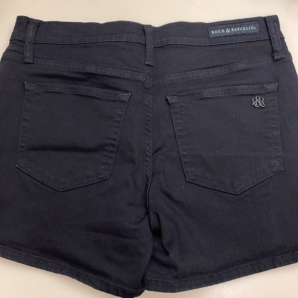 ROCK & REPUBLIC WOMENS SHORTS